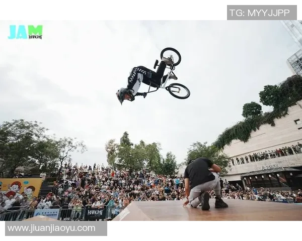 西安滑板队勇闯极限运动世界杯的奋斗与荣耀之路